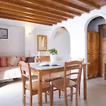 Madres * Mykonos Town