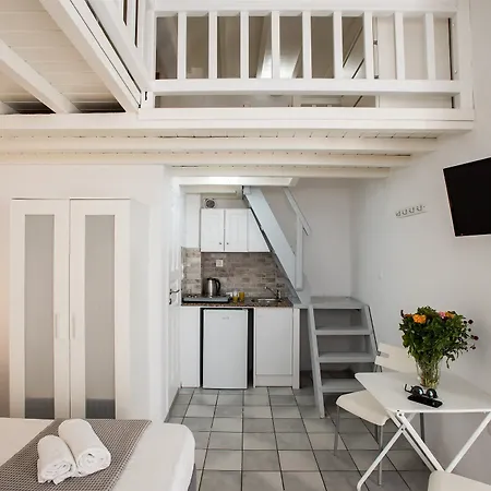Apartment Madres *